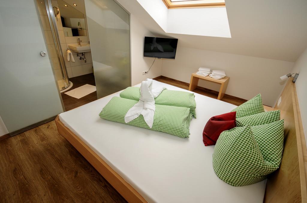 Ferienwohnung Gundolf Christine Arzl im Pitztal Pokój zdjęcie