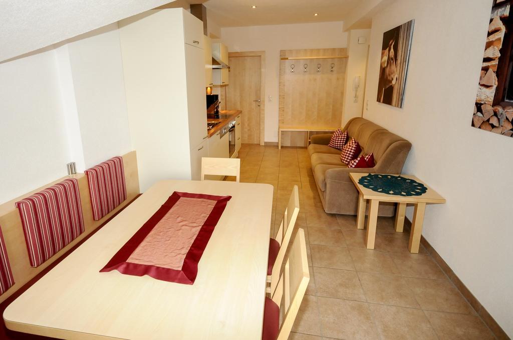 Ferienwohnung Gundolf Christine Arzl im Pitztal Pokój zdjęcie